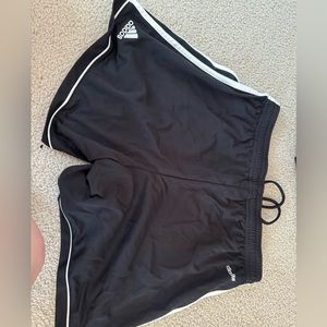 ADIDAS WOMENS SIZE SMALL SOCCER SHORTS